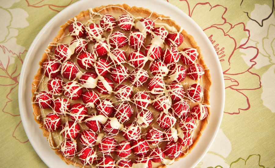 berryworld-raspberry-and-white-chocoalte-tart-(2)