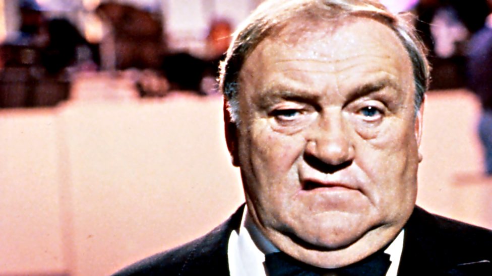 The Story Of Les Dawson Silversurfers